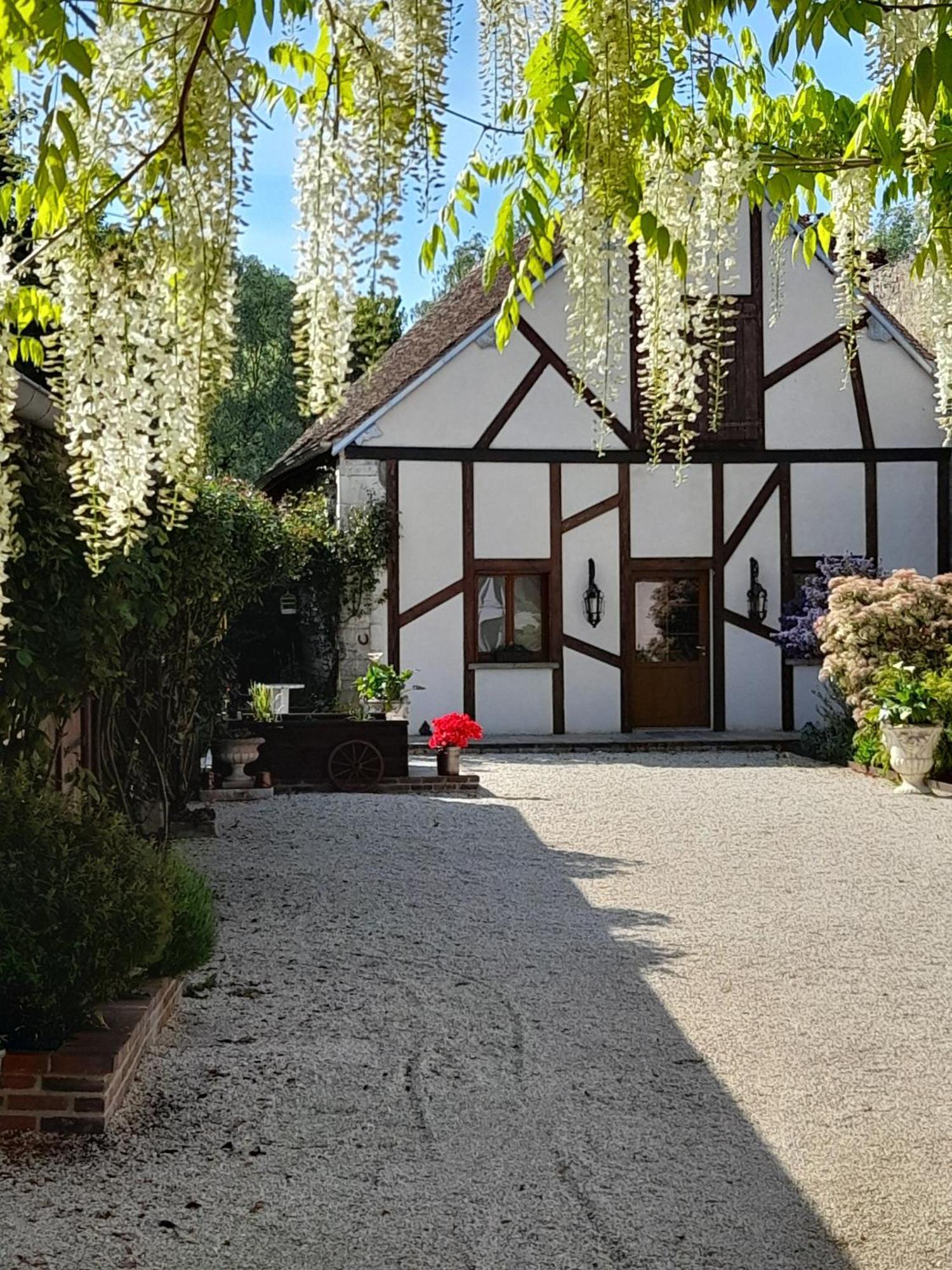 Bed and Breakfast Aux Sources De Ouanne Zewnętrze zdjęcie